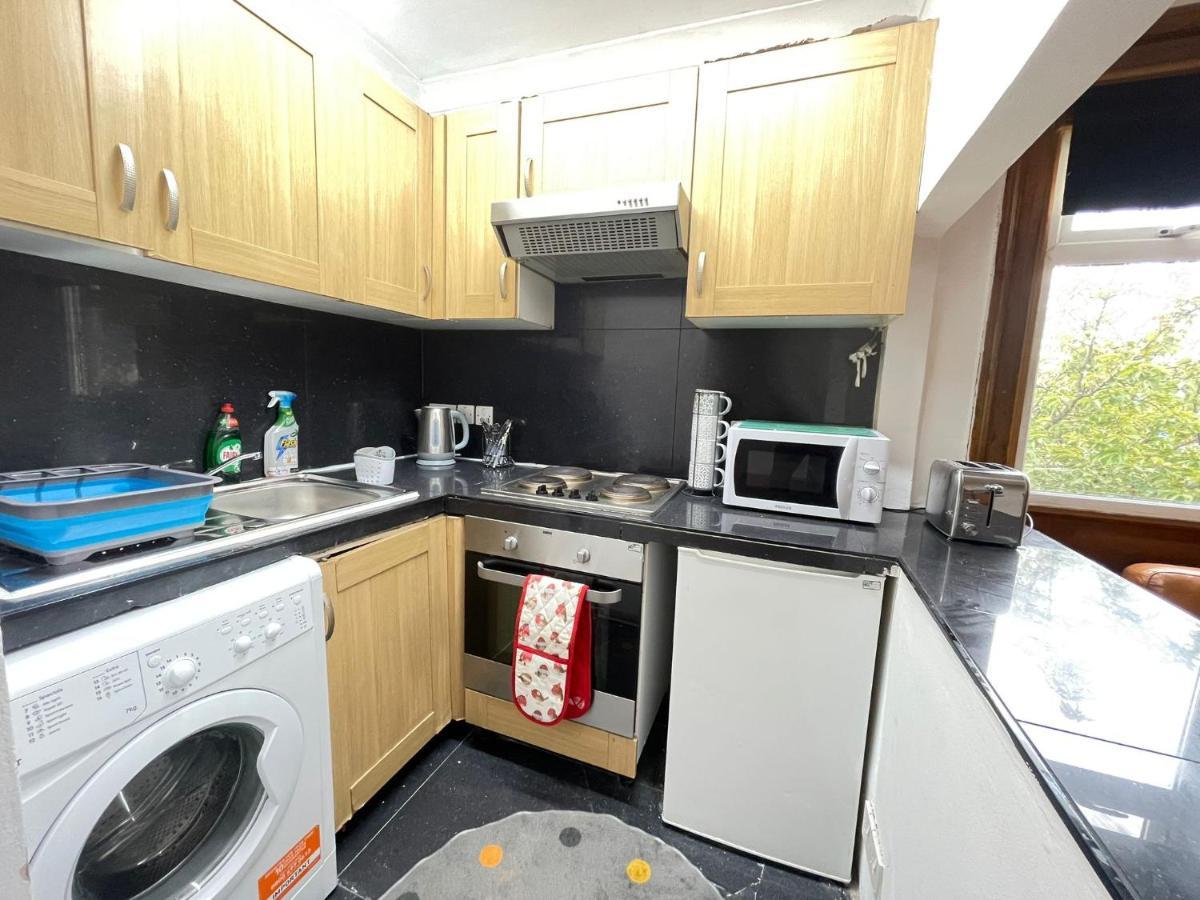 Private Double Room In Stratford 伦敦 外观 照片